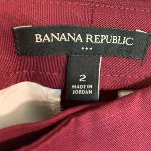 Wide leg maroon cropped pants